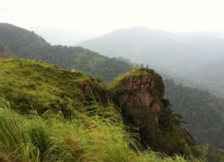 parumthumpara in thekkady tourist spot