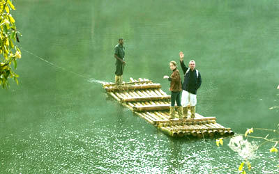 bamboo rafting thekkady